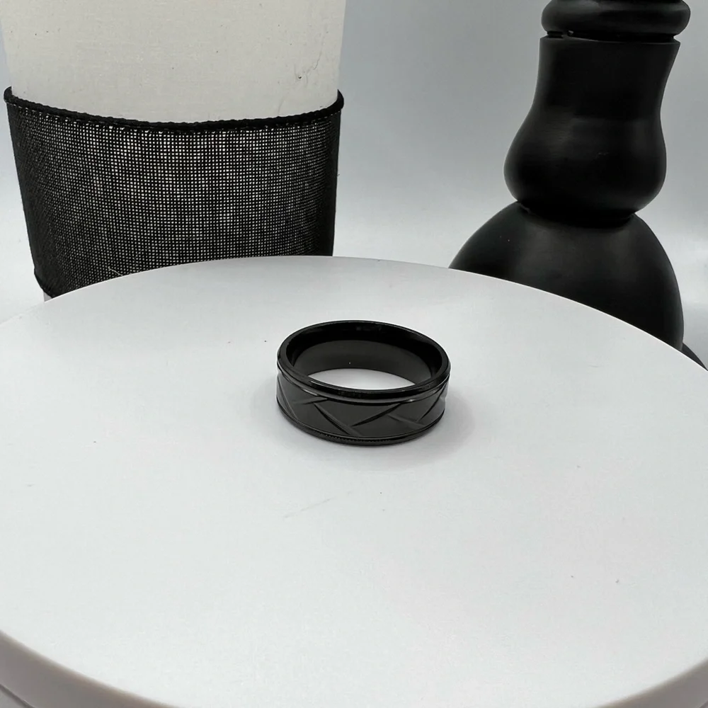 Men's Black Stainless Steel Band Ring SZ 10 NEW‎